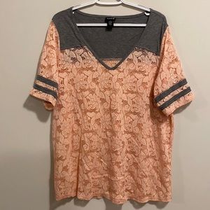 ❤️Torrid size 1 equivalent to 1X, 14/16 Lace Knit Combo Tunic Top Short Sleeves